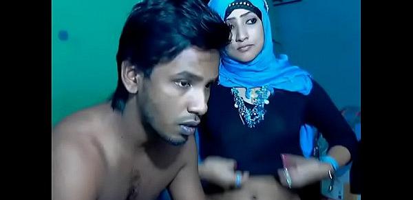  Newly Married South Indian Couple with Ultra Hot Babe WebCam Show (7)